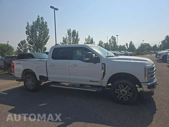 2026 Ford Super Duty F-250 Lariat Crew Cab Medium Bed - miniatura 4