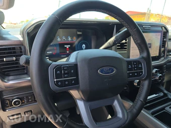 2026 Ford Super Duty F-250 Lariat Crew Cab Medium Bed - miniatura 10