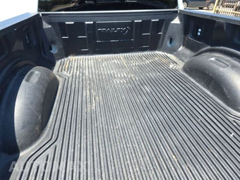 2026 Ford Super Duty F-250 Lariat Crew Cab Medium Bed - miniatura 16