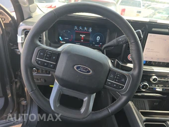 2026 Ford Super Duty F-250 Lariat Crew Cab Medium Bed - miniatura 10