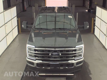 2026 Ford Super Duty F-250 Lariat Crew Cab Medium Bed - miniatura 2