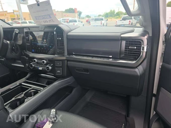 2026 Ford Super Duty F-250 Lariat Crew Cab Medium Bed - miniatura 16