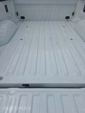 2026 Ford Super Duty F-250 Lariat Crew Cab Medium Bed - miniatura 18