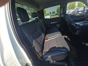 2026 Ford Super Duty F-250 Lariat Crew Cab Medium Bed - miniatura 16