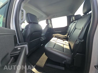 2026 Ford Super Duty F-250 Lariat Crew Cab Medium Bed - miniatura 13