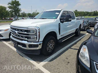2026 Ford Super Duty F-250 Lariat Crew Cab Medium Bed