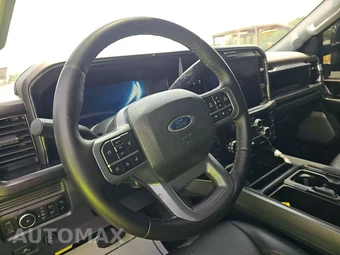 2026 Ford Super Duty F-250 Lariat Crew Cab Medium Bed - miniatura 10