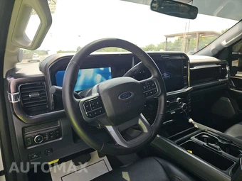 2026 Ford Super Duty F-250 Lariat Crew Cab Medium Bed - miniatura 11