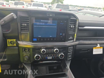 2026 Ford Super Duty F-250 Lariat Crew Cab Medium Bed - miniatura 11