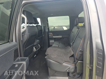 2026 Ford Super Duty F-250 Lariat Crew Cab Medium Bed - miniatura 13
