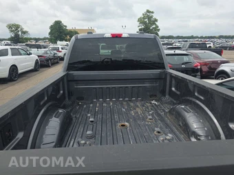 2026 Ford Super Duty F-250 Lariat Crew Cab Medium Bed - miniatura 16