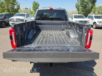 2026 Ford Super Duty F-250 Lariat Crew Cab Medium Bed - miniatura 14