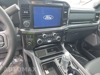 2026 Ford Super Duty F-250 Lariat Crew Cab Medium Bed - miniatura 11