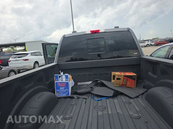 2026 Ford Super Duty F-250 Lariat Crew Cab Medium Bed - miniatura 16