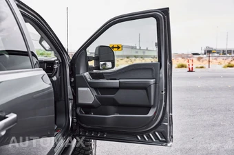 2026 Ford Super Duty F-250 Lariat Crew Cab Medium Bed - miniatura 33
