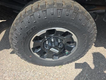 2026 Ford Super Duty F-250 LARIAT Crew Cab Medium Bed - miniatura 10