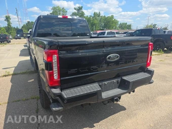 2026 Ford Super Duty F-250 LARIAT Crew Cab Medium Bed - miniatura 5