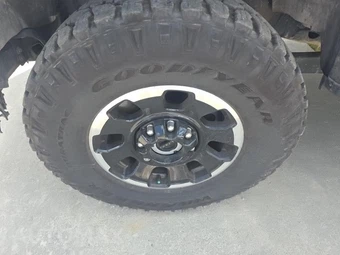 2026 Ford Super Duty F-250 LARIAT Crew Cab Medium Bed - miniatura 8