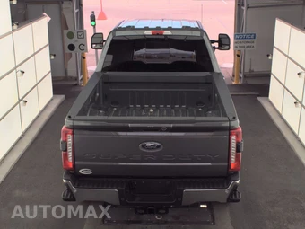 2026 Ford Super Duty F-250 Lariat Crew Cab Medium Bed - miniatura 5
