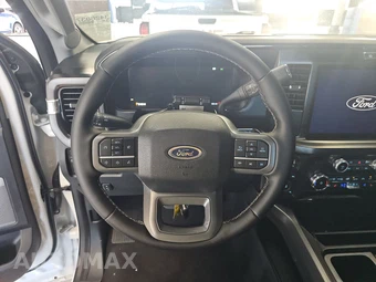 2026 Ford Super Duty F-250 Lariat Crew Cab Medium Bed - miniatura 10