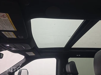 2026 Ford Super Duty F-250 Platinum Crew Cab Long Bed - miniatura 19