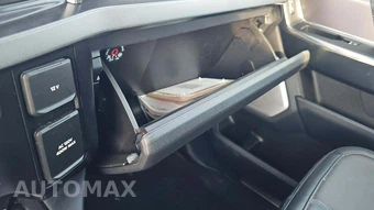2026 Ford Super Duty F-250 Platinum Crew Cab Long Bed - miniatura 23