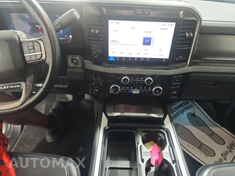 2026 Ford Super Duty F-250 Platinum Crew Cab Long Bed - miniatura 11