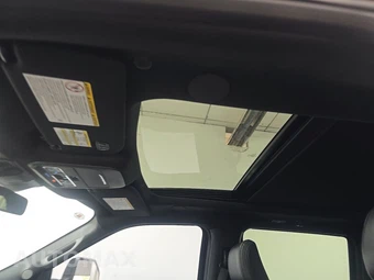 2026 Ford Super Duty F-250 Platinum Crew Cab Medium Bed - miniatura 17