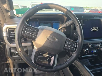 2026 Ford Super Duty F-250 Platinum Crew Cab Medium Bed - miniatura 10