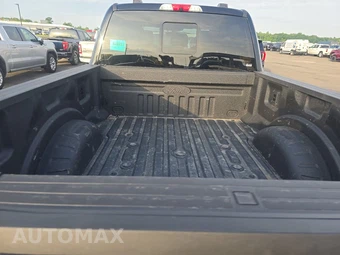 2026 Ford Super Duty F-250 Platinum Crew Cab Medium Bed - miniatura 16