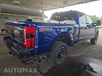 2026 Ford Super Duty F-250 Platinum Crew Cab Medium Bed - miniatura 4