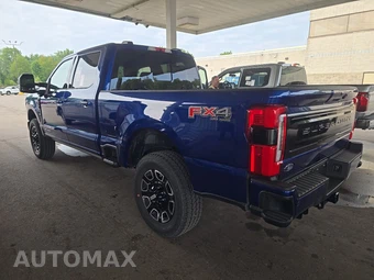 2026 Ford Super Duty F-250 Platinum Crew Cab Medium Bed - miniatura 6