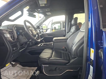 2026 Ford Super Duty F-250 Platinum Crew Cab Medium Bed - miniatura 7