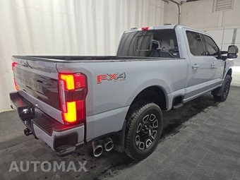 2026 Ford Super Duty F-250 Platinum Crew Cab Medium Bed - miniatura 4