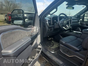 2026 Ford Super Duty F-250 Platinum Crew Cab Medium Bed - miniatura 13