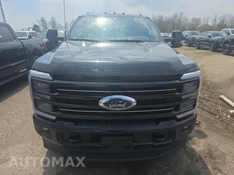 2026 Ford Super Duty F-250 Platinum Crew Cab Medium Bed - miniatura 2