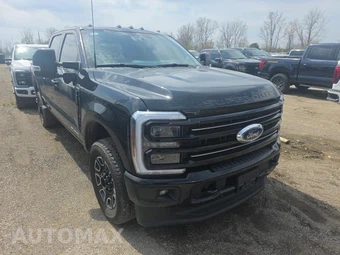 2026 Ford Super Duty F-250 Platinum Crew Cab Medium Bed - miniatura 3