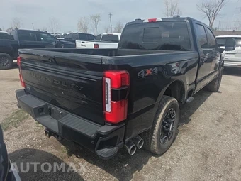 2026 Ford Super Duty F-250 Platinum Crew Cab Medium Bed - miniatura 4