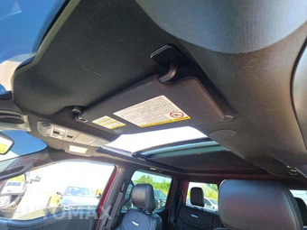 2026 Ford Super Duty F-250 Platinum Crew Cab Medium Bed - miniatura 11