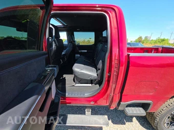 2026 Ford Super Duty F-250 Platinum Crew Cab Medium Bed - miniatura 13