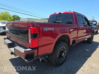 2026 Ford Super Duty F-250 Platinum Crew Cab Medium Bed - miniatura 3