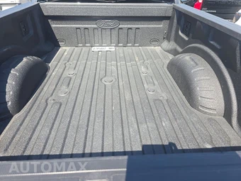 2026 Ford Super Duty F-250 Platinum Crew Cab Medium Bed - miniatura 16