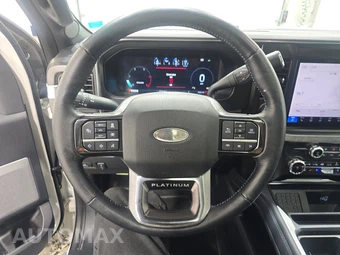 2026 Ford Super Duty F-250 Platinum Crew Cab Medium Bed - miniatura 10