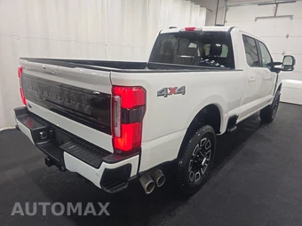 2026 Ford Super Duty F-250 Platinum Crew Cab Medium Bed - miniatura 4