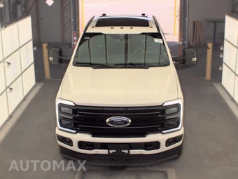 2026 Ford Super Duty F-250 Platinum Crew Cab Medium Bed - miniatura 2