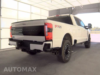 2026 Ford Super Duty F-250 Platinum Crew Cab Medium Bed - miniatura 4
