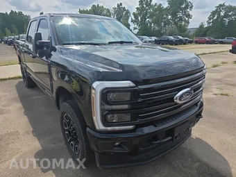 2026 Ford Super Duty F-250 Platinum Crew Cab Medium Bed - miniatura 3