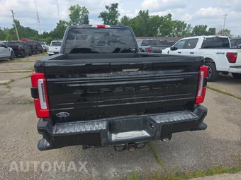 2026 Ford Super Duty F-250 Platinum Crew Cab Medium Bed - miniatura 5
