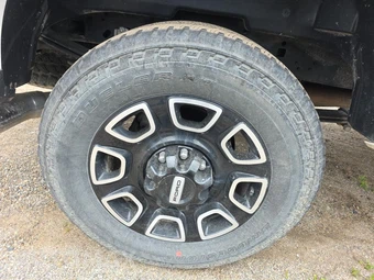 2026 Ford Super Duty F-250 Platinum Crew Cab Medium Bed - miniatura 10