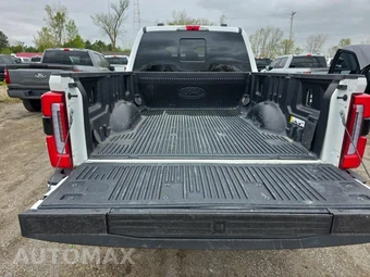 2026 Ford Super Duty F-250 Platinum Crew Cab Medium Bed - miniatura 19
